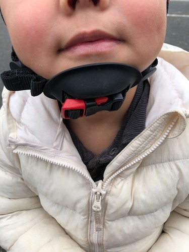 Chin protector for bicycle